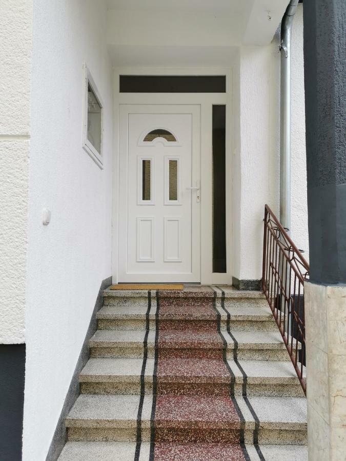 Apartman Kuca 150 Mala Subotica Luaran gambar